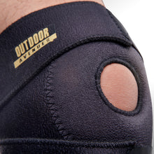 Load image into Gallery viewer, OUTDOOR AVENUES | OPEN PATELLA KNEE SUPPORT | CSMC450
