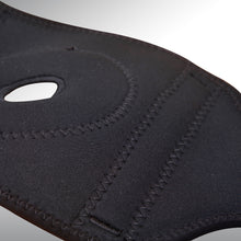 Load image into Gallery viewer, OUTDOOR AVENUES | OPEN PATELLA KNEE SUPPORT | CSMC450