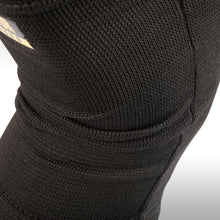 Load image into Gallery viewer, OUTDOOR AVENUES | KNEE GUARD | CSMC404
